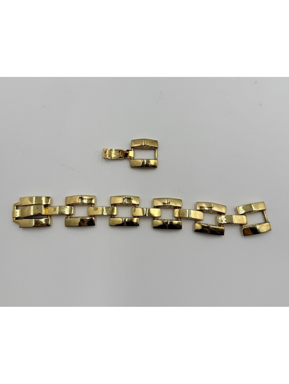 Vintage Camrose Kross JBK Jacqueline Kennedy Panther Link Gold Tone Bracelet